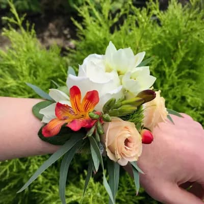 Belmont Wrist Corsage - Fresh Flowers Bellevue