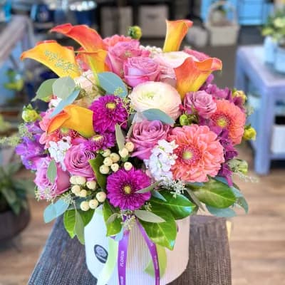 Radiant Blossoms - Fresh Flowers Bellevue