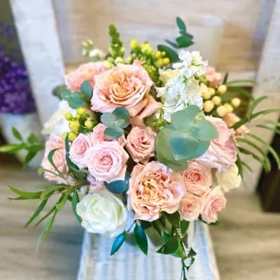 Bronte Blossom - Fresh Flowers Bellevue